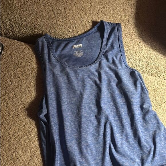 Duluth Trading Co. Striped tank bundle - Picture 8 of 12